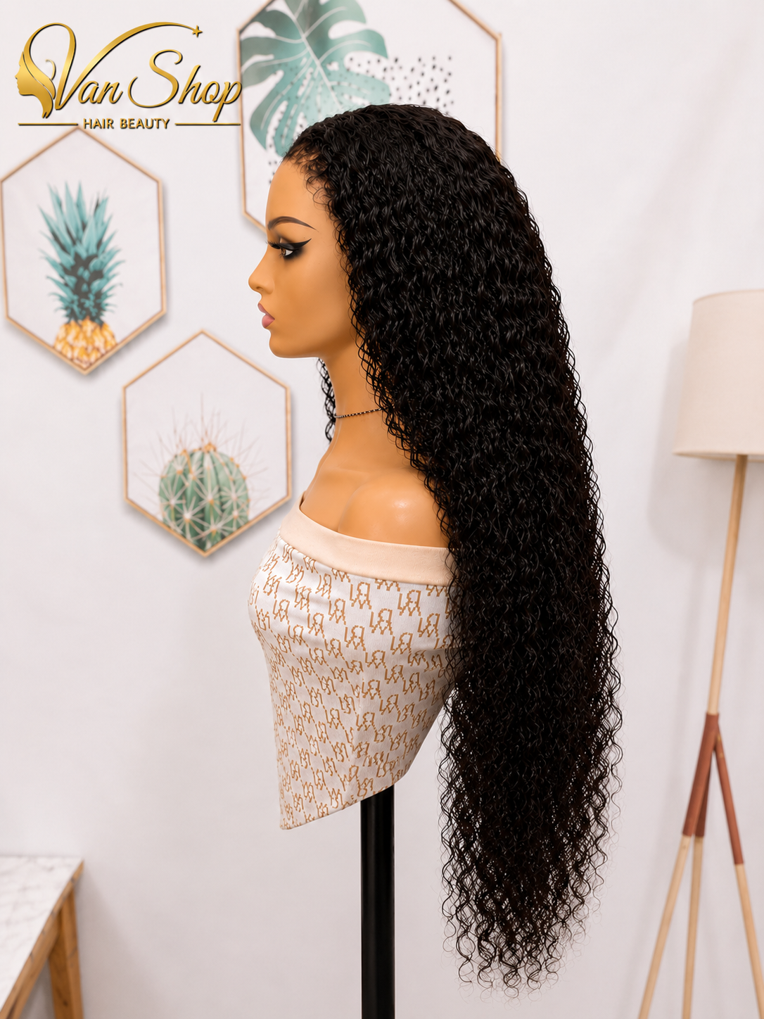 Perruque Water Wave Glueless 7x5 HD Lace 4C Hairline Cheveux Humains Brésiliens Vierges 100% Naturels Densité 180% Noir Naturel 1B Prête à Porter Sans Colle Pré-Pluckée Bonnet Ajustable Qualité Premium