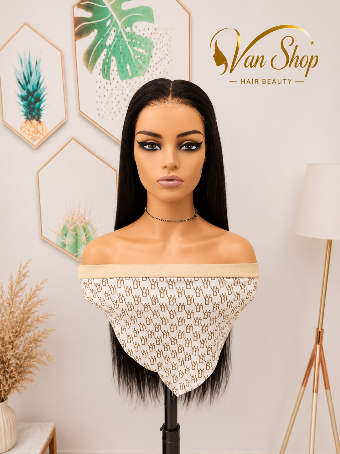 Perruque Straight Glueless 7x5 HD Lace Invisible 100% Cheveux Humains Brésiliens Vierges 180% Densité Noir Naturel Prête à Porter Sans Colle Lace HD Bonnet Ajustable Aspect Cuir Chevelu Naturel Qualité Premium Femme