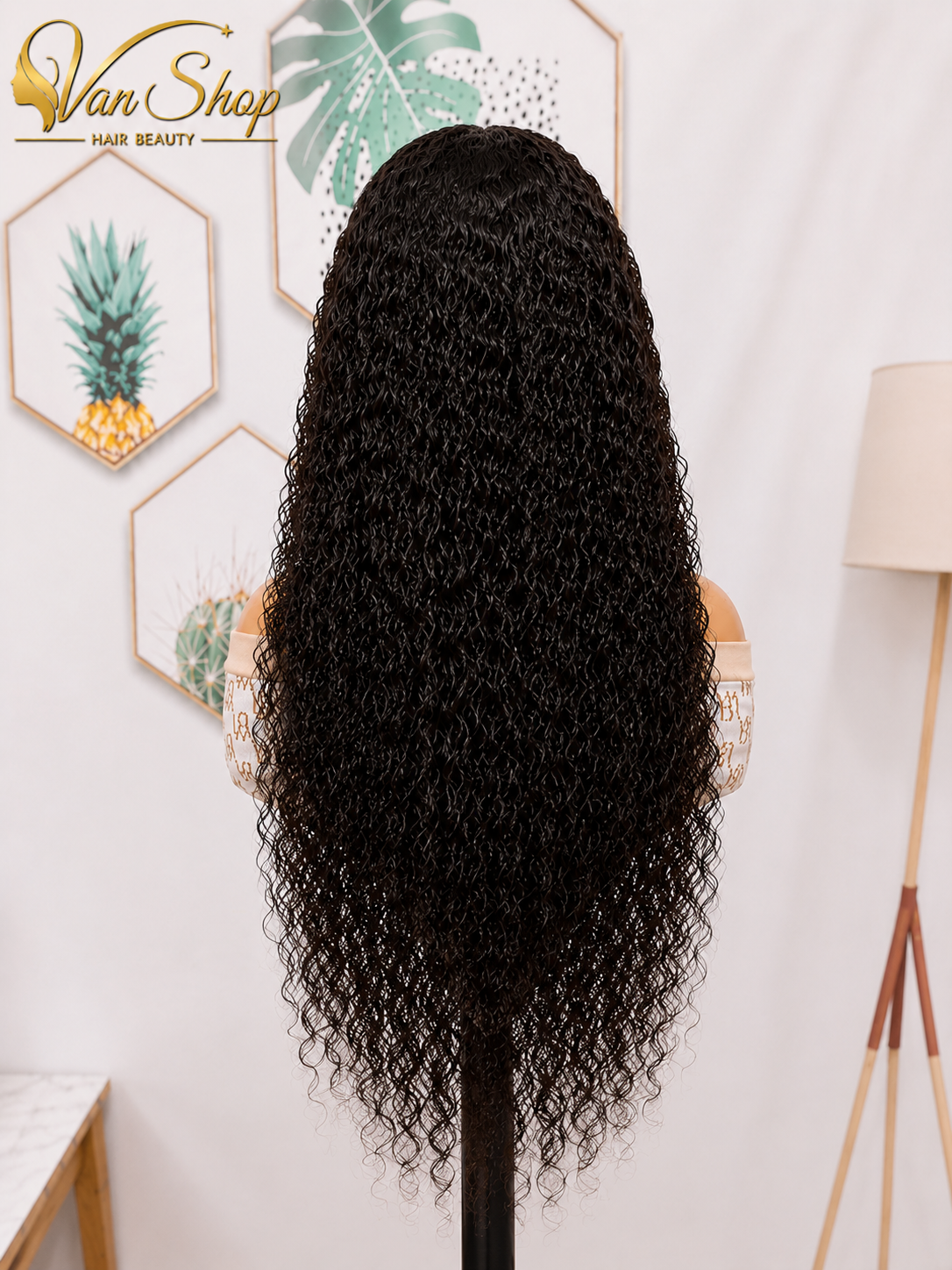 Perruque Water Wave Glueless 7x5 HD Lace 4C Hairline Cheveux Humains Brésiliens Vierges 100% Naturels Densité 180% Noir Naturel 1B Prête à Porter Sans Colle Pré-Pluckée Bonnet Ajustable Qualité Premium